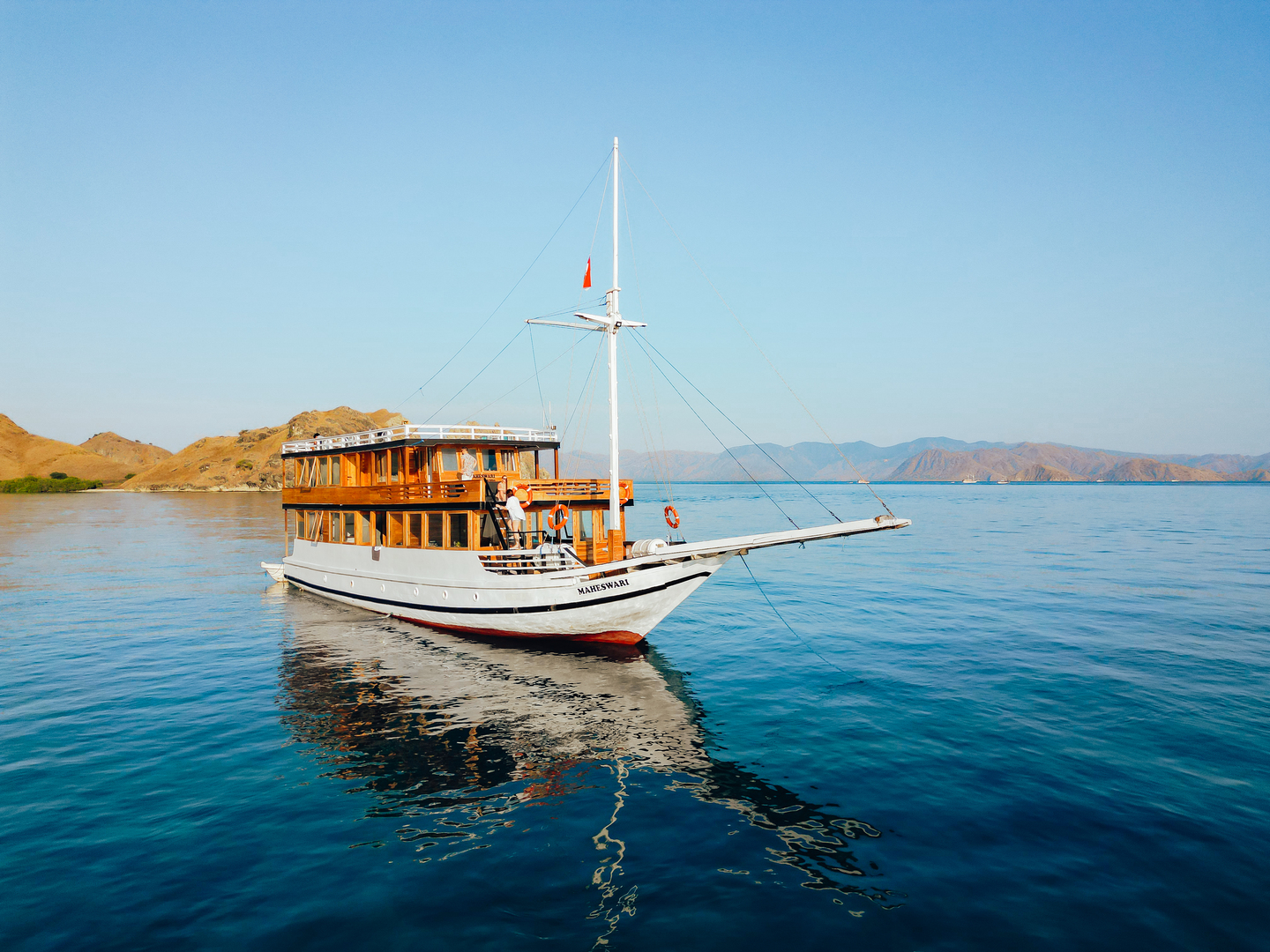 Private Trip by Nox Deluxe Phinisi - Komodo Boat Charter