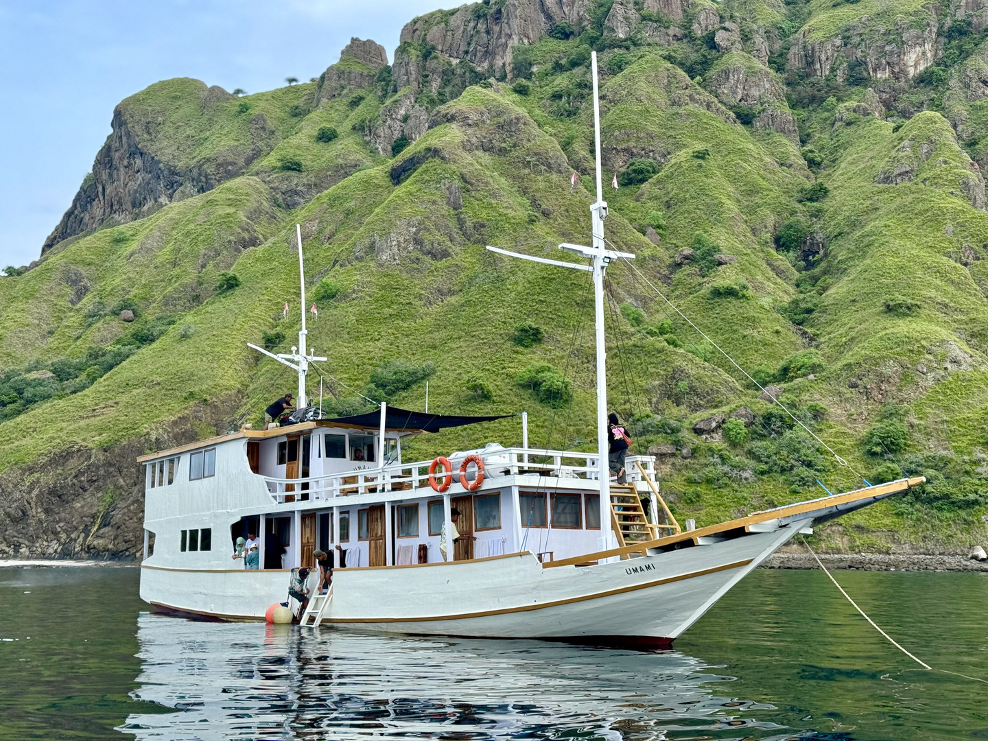 Open Trip 2D1N by Umami Superior Phinisi - Komodo Sharing Tours